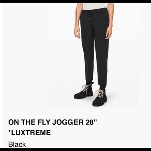 Lululemon on the fly joggers 28” Luxtreme